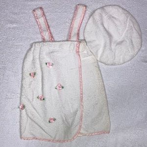 Silly Phillie terry cloth velcro strap bath towel and hat 2-4t